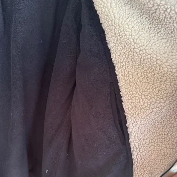 Faherty Navy and Green Plaid Teddy Jacket - Picture 6 of 8